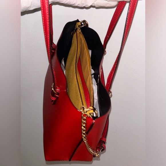 COACH Mollie Tote Bag 25 in Red Apple + Gold ( C4084 ) NWOT - Picture 9 of 17